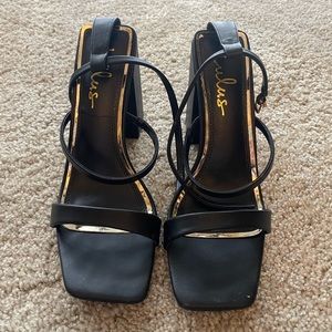 Lulus block heel shoes